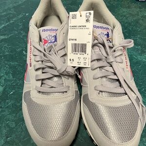 Reebok Classic Leather Sz 9.5 'Pure Grey Team Purple' NWT Men's Shoes GY4116